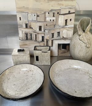 Keramiek "Keramiek Zand met Zwart" door Marianne — Kunstcollectief Zaalberg